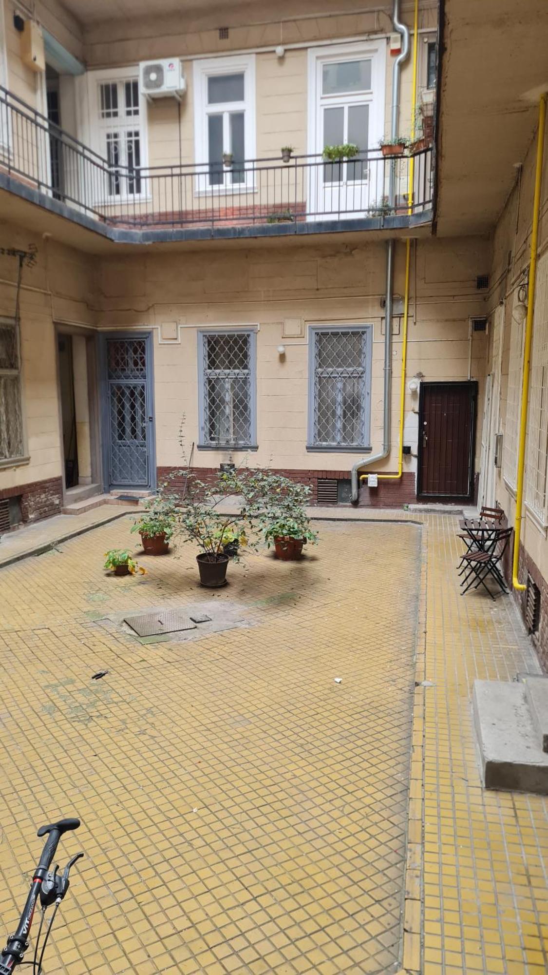 Maxim Apartman Βουδαπέστη Εξωτερικό φωτογραφία